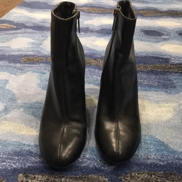 Merona 3” vegan leather ankle boots / booties - Picture 3 of 5